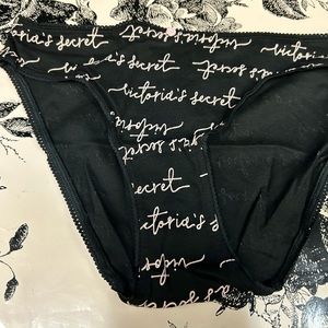 NWT Victoria’s Secret Bikini Panty SIZE M